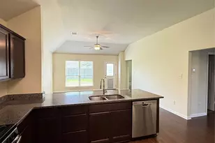 1134 Shadow Glenn Dr, Conroe, TX 77301 - Photo 5