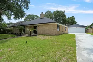 8811 Tavistock Dr, Houston, TX 77031 - Photo 3