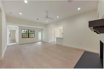 8811 Tavistock Drive, Houston, TX 77031 - Photo 9