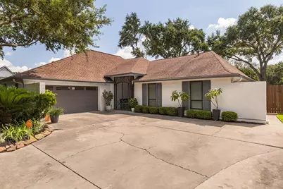 906 Eva Drive, Katy, TX 77493 - Photo 1