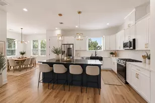 724 E 33rd St, Houston, TX 77022 - Photo 11