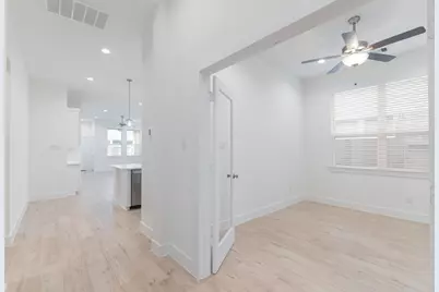 10747 Pine Pink, Conroe, TX 77385 - Photo 9