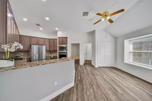 5918 Greenway Manor Ln, Spring, TX 77373 - Photo 9