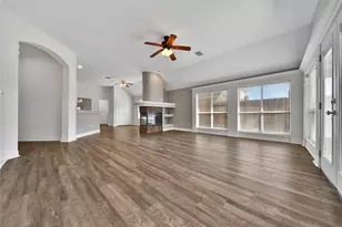 5918 Greenway Manor Ln, Spring, TX 77373 - Photo 5
