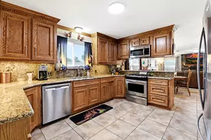 5424 Bramble Ln, Dickinson, TX 77539 - Photo 13