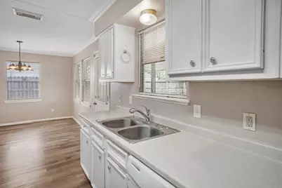 2002 Derby Drive, Conroe, TX 77303 - Photo 5