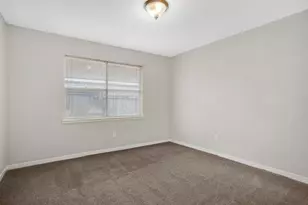 2002 Derby Dr, Conroe, TX 77303 - Photo 9