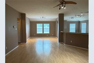 9510 Barr Spring Drive, Humble, TX 77396 - Photo 5