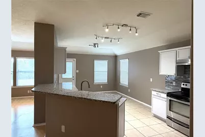 9510 Barr Spring Drive, Humble, TX 77396 - Photo 7