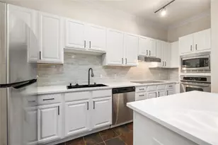 7134 Mapleridge St, Houston, TX 77081 - Photo 5