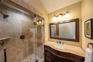 10 Feather Fall Pl, The Woodlands, TX 77381 - Photo 21