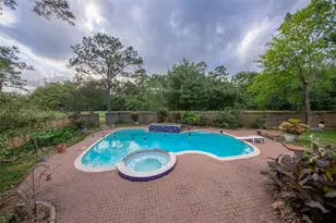 10 Feather Fall Pl, The Woodlands, TX 77381 - Photo 33