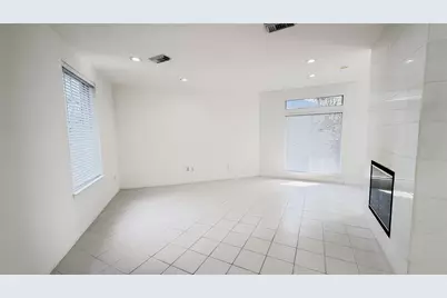 4601 Country Club View, Baytown, TX 77521 - Photo 5