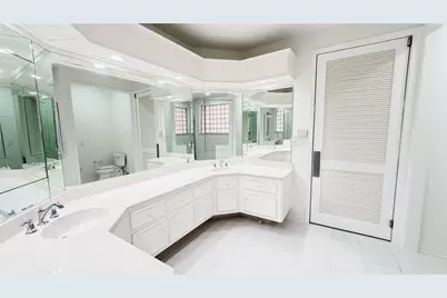 4601 Country Club View, Baytown, TX 77521 - Photo 13