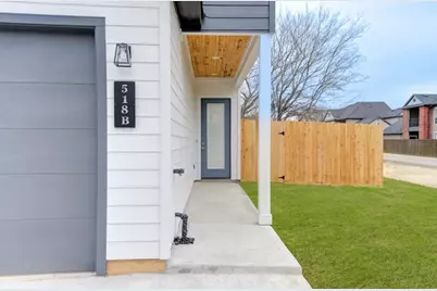 518 Clinton Street #B, Conroe, TX 77301 - Photo 7