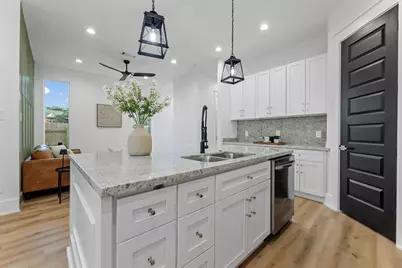 518 Clinton Street #B, Conroe, TX 77301 - Photo 17