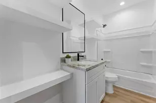 518 Clinton St, Conroe, TX 77301 - Photo 39