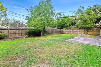 5638 Spellman Road, Houston, TX 77096 - Photo 23