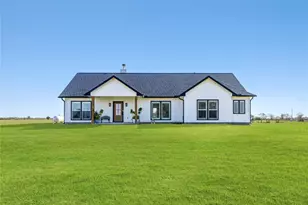 17637 Englin Rd, Winnie, TX 77665 - Photo 3