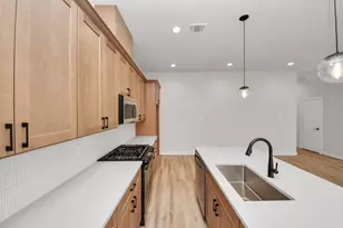 6519 Old Olive Tree Dr, Houston, TX 77091 - Photo 15
