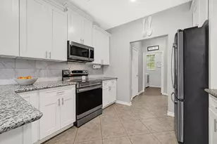 7111 Timber Post Ln, Humble, TX 77346 - Photo 9