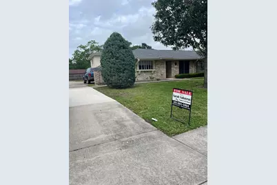 17119 Blackhawk Boulevard, Friendswood, TX 77546 - Photo 3