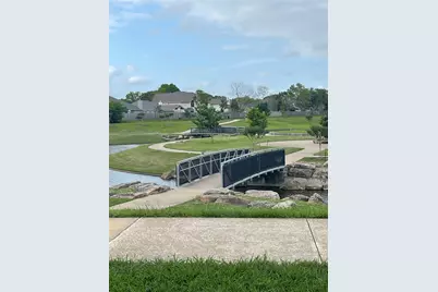 17119 Blackhawk Boulevard, Friendswood, TX 77546 - Photo 17