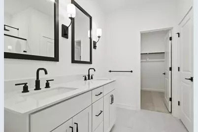 572 Day Station Drive, Dayton, TX 77535 - Photo 11