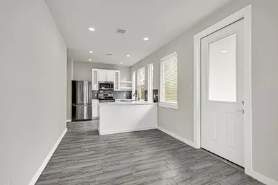 9431 Jutland Road, Houston, TX 77033 - Photo 13