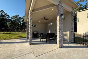 504 Nursery Rd, The Woodlands, TX 77380 - Photo 23