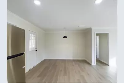 5260 Landry Lane, Beaumont, TX 77708 - Photo 7