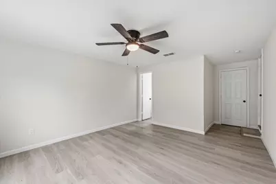 5260 Landry Lane, Beaumont, TX 77708 - Photo 15