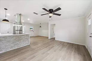 5260 Landry Ln, Beaumont, TX 77708 - Photo 7