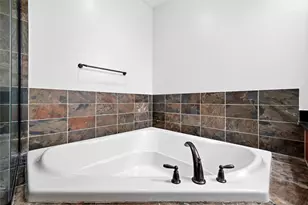2323 Sperber Ln, Houston, TX 77003 - Photo 15