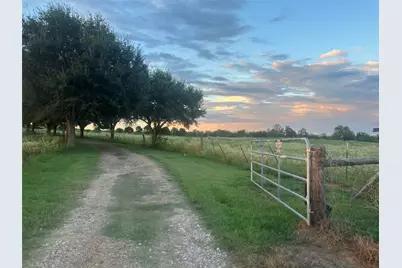 5848 Mieth Road, Sealy, TX 77474 - Photo 23