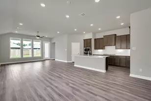 529 Cedar Harbor Ct, Conroe, TX 77304 - Photo 11