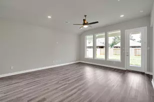 529 Cedar Harbor Ct, Conroe, TX 77304 - Photo 15