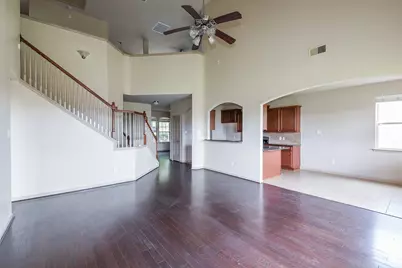 6533 Gray Birch Lane, Dickinson, TX 77539 - Photo 9