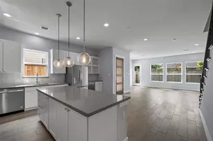 1606 Westside Gardens Ln Ln, Houston, TX 77055 - Photo 9