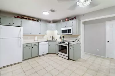 2923 County Road 209, Danbury, TX 77534 - Photo 5