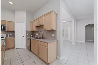 8503 Ivanhoe Springs Drive, Houston, TX 77083 - Photo 23