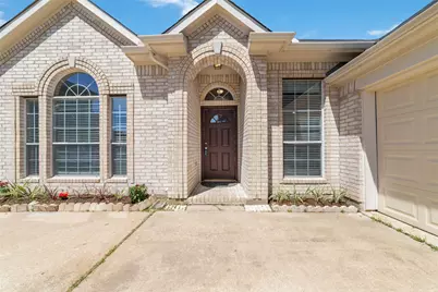 8503 Ivanhoe Springs Drive, Houston, TX 77083 - Photo 5
