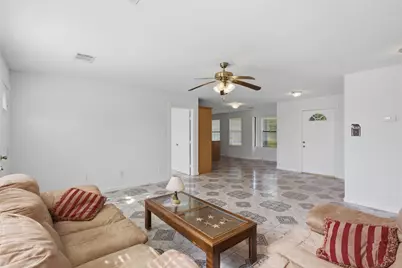 3834 Quail Hollow Drive, Brookshire, TX 77423 - Photo 3
