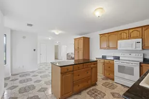 3834 Quail Hollow Dr, Brookshire, TX 77423 - Photo 7