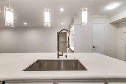 357 N Post Oak Lane #304, Houston, TX 77024 - Photo 17