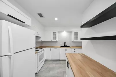 6601 Sands Point Drive #47, Houston, TX 77074 - Photo 9