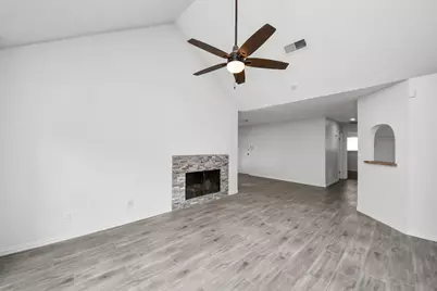 6601 Sands Point Drive #47, Houston, TX 77074 - Photo 5
