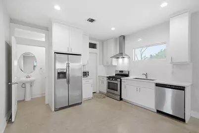 603 Edgewood Street #B, Houston, TX 77023 - Photo 5