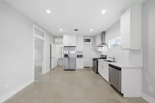 603 Edgewood St, Houston, TX 77023 - Photo 7