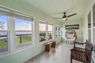 1643 Dick Bay Dr, Dickinson, TX 77539 - Photo 21